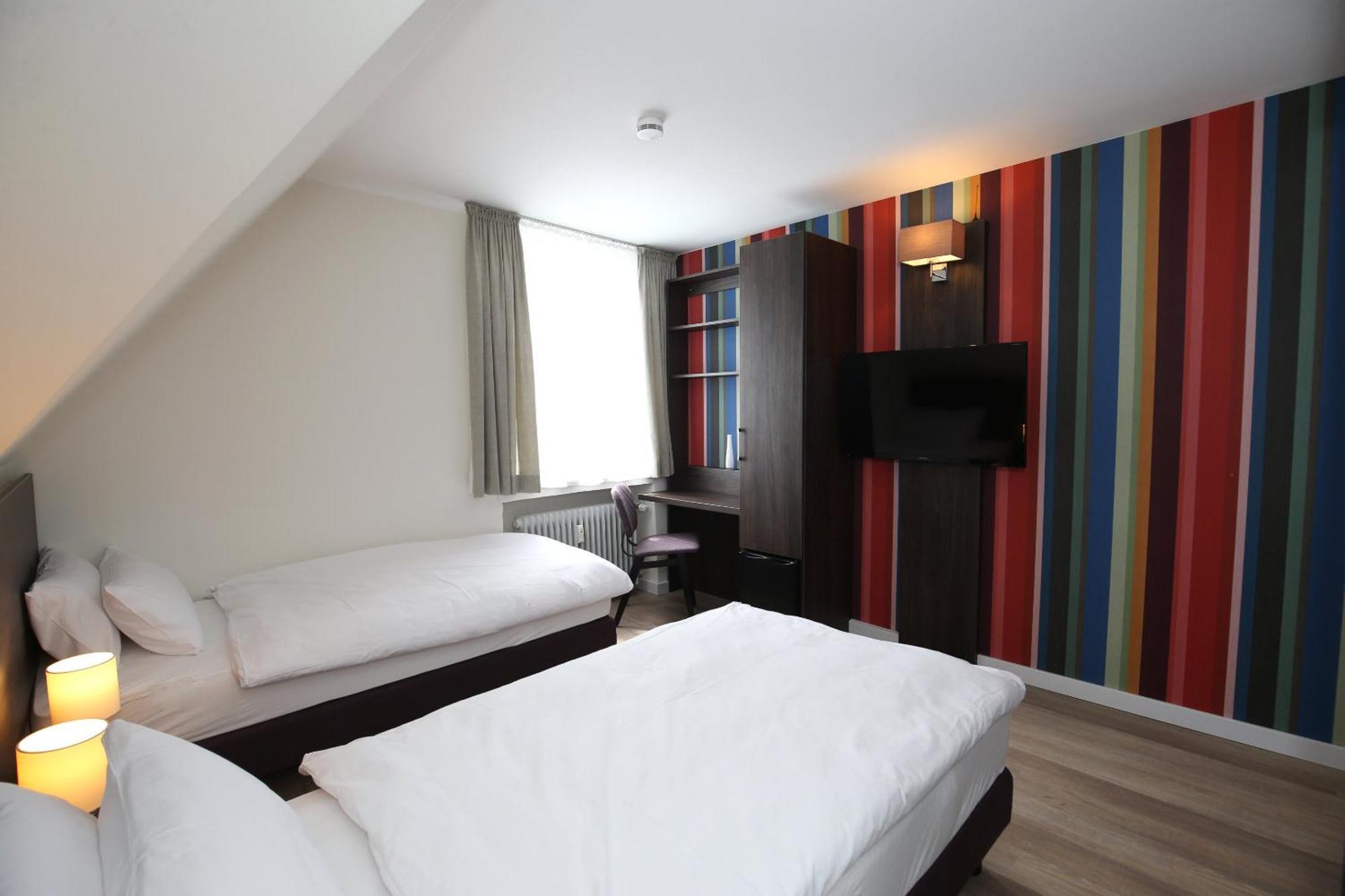 Hotel Faehrhaus Km734 ดุสเซลดอร์ฟ ห้อง รูปภาพ